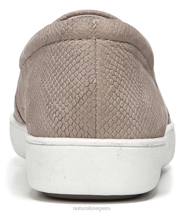 mujer Naturalizer cuero de avena marianne slip en la zapatilla de deporte RTZ4T514