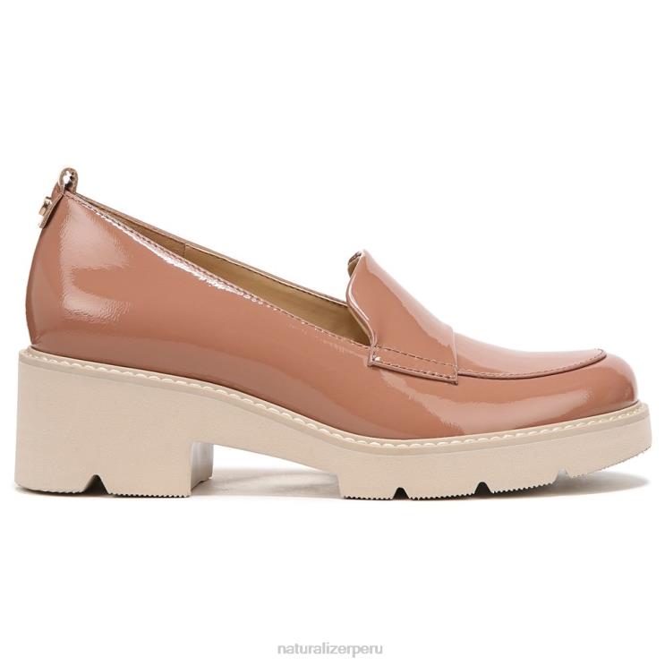 mujer Naturalizer patente de avellana mocasines con suela dentada Darry RTZ4T167