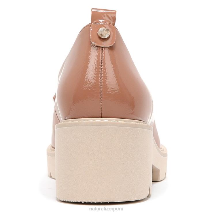 mujer Naturalizer patente de avellana mocasines con suela dentada Darry RTZ4T167